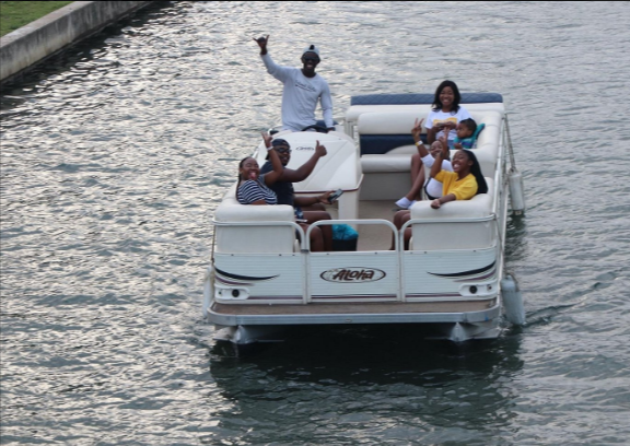 Luxury Canal Boat Cruise – Fun Things Durban Ushaka